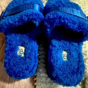 Ugg slippers woman’s size 7
